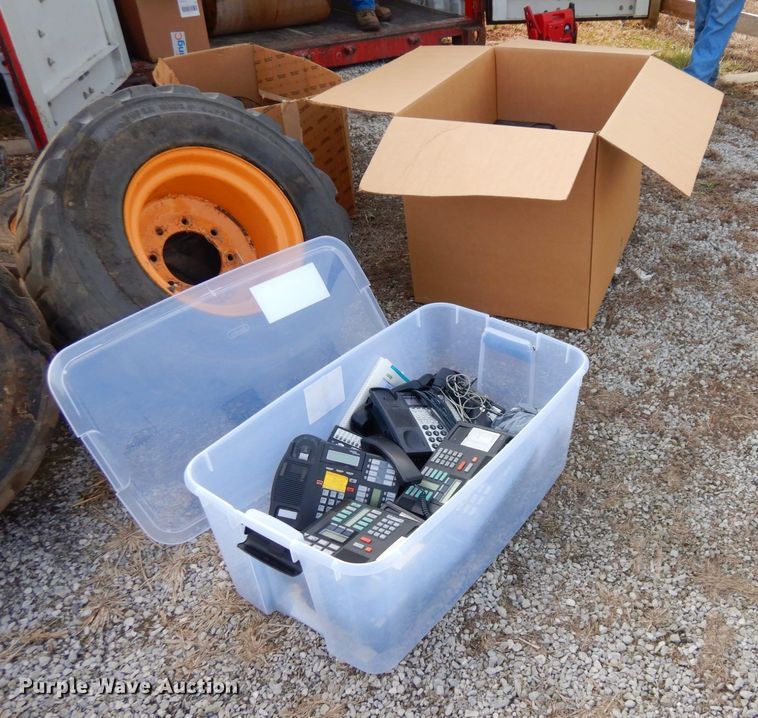 image for item DR8127 Electronics