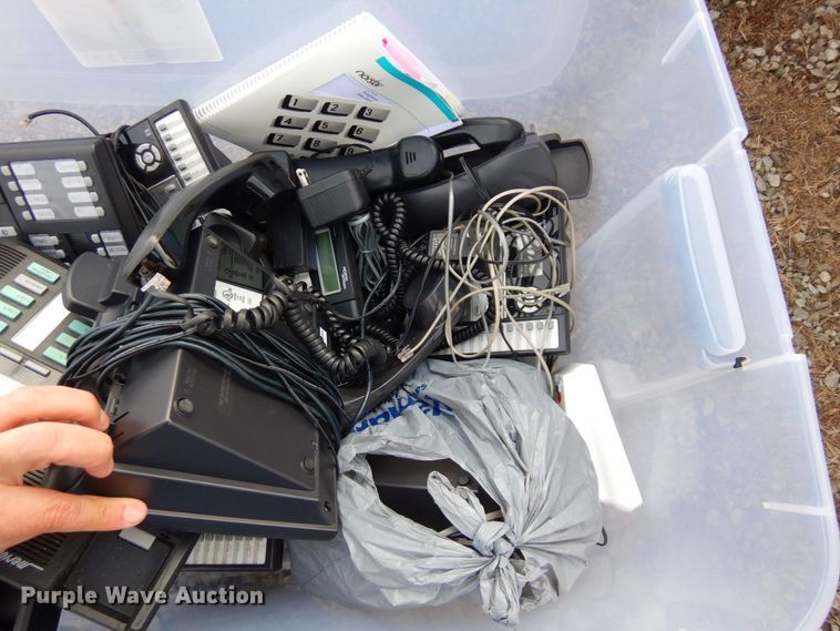 image for item DR8127 Electronics