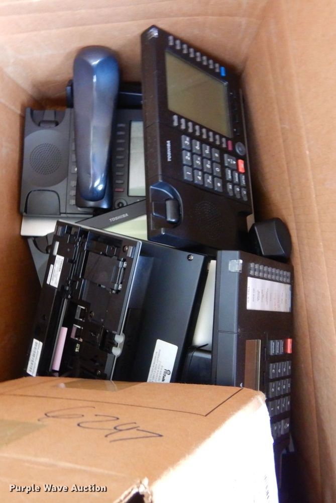 image for item DR8127 Electronics