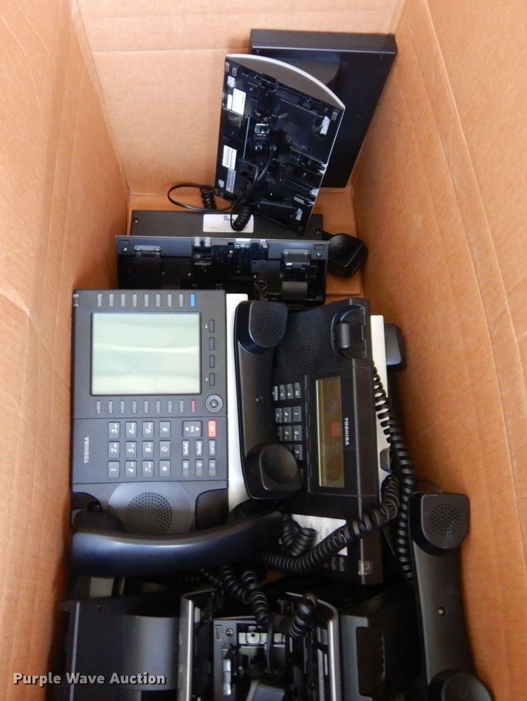 image for item DR8127 Electronics