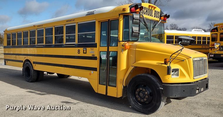 image for item DR8130 2003 Freightliner Thomas Built  school bus
