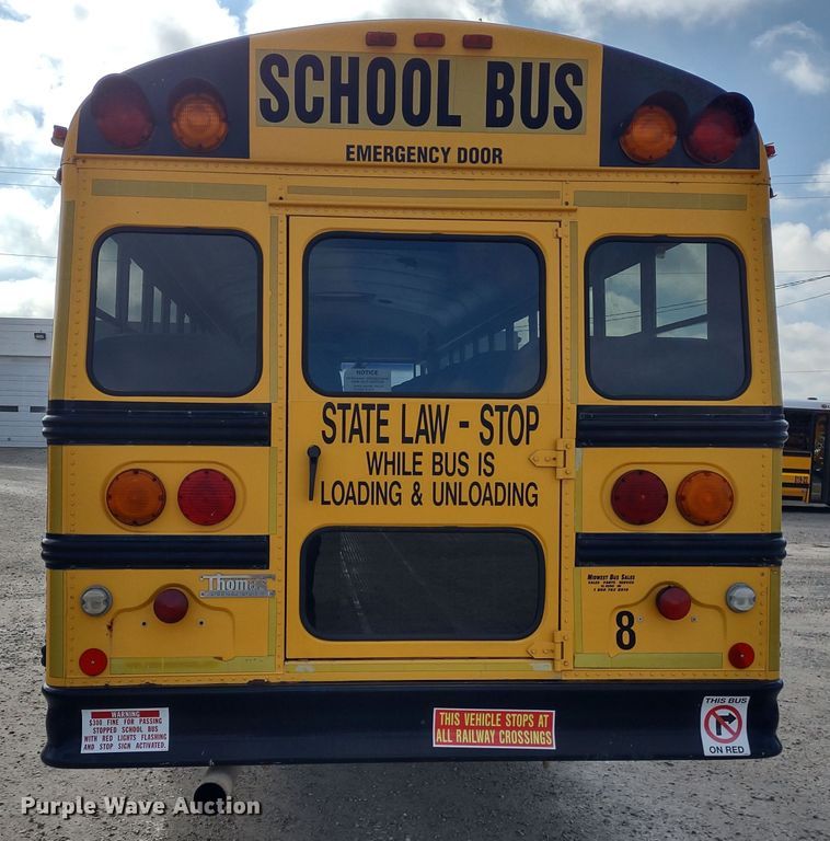 image for item DR8130 2003 Freightliner Thomas Built  school bus