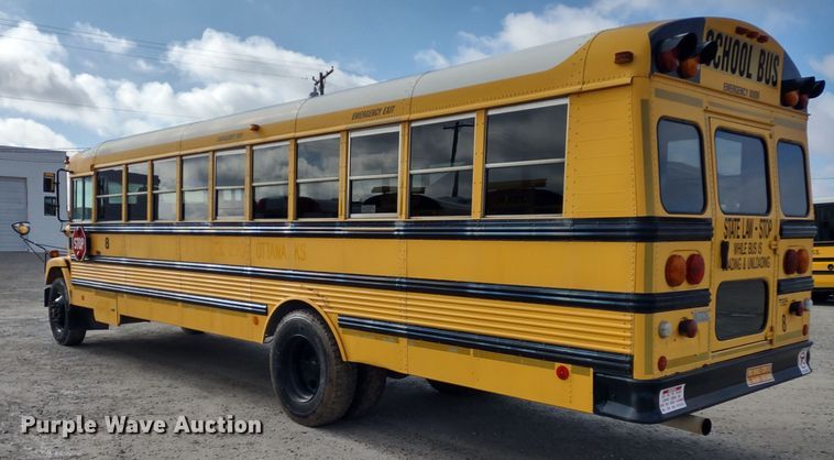 image for item DR8130 2003 Freightliner Thomas Built  school bus