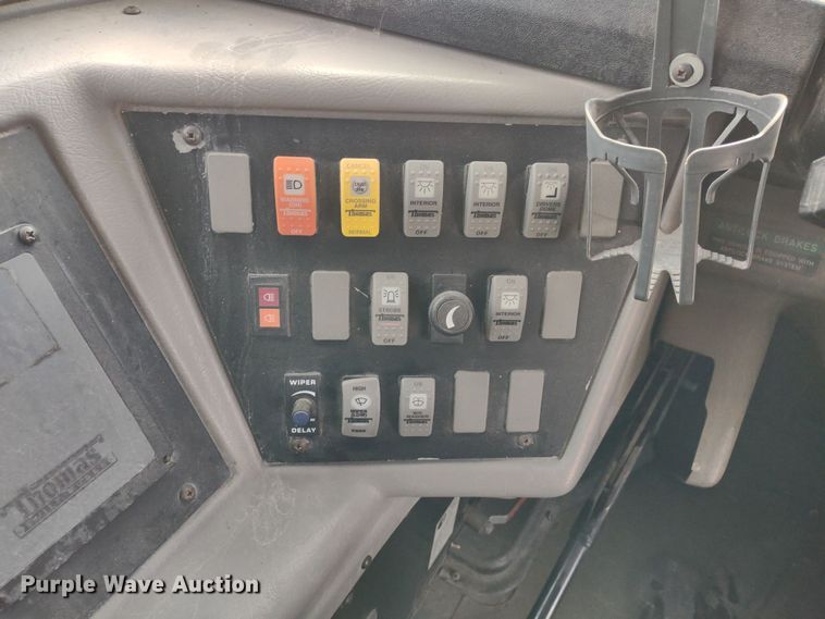 image for item DR8130 2003 Freightliner Thomas Built  school bus