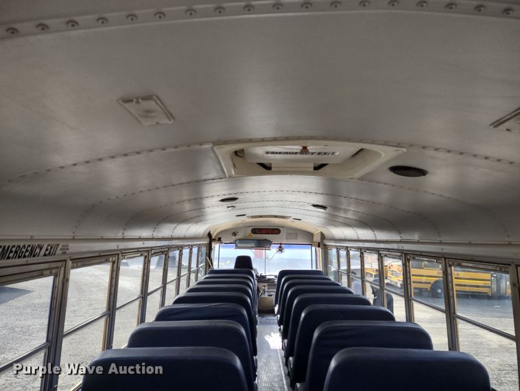 image for item DR8130 2003 Freightliner Thomas Built  school bus