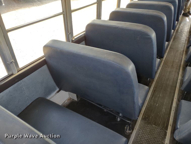 image for item DR8130 2003 Freightliner Thomas Built  school bus