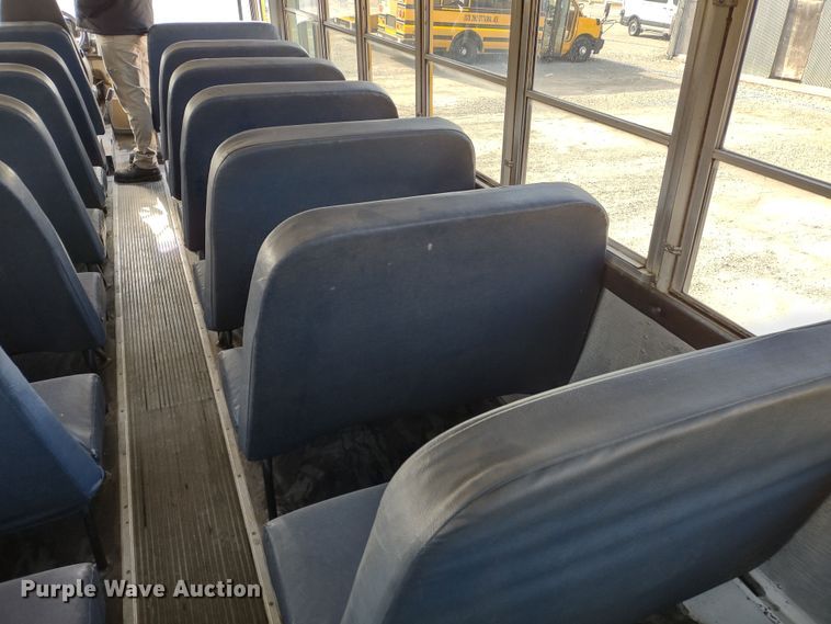 image for item DR8130 2003 Freightliner Thomas Built  school bus