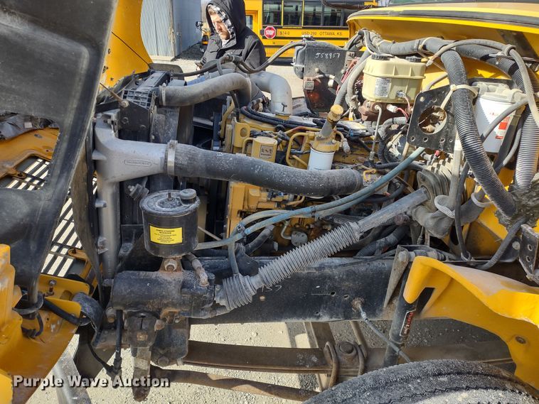 image for item DR8130 2003 Freightliner Thomas Built  school bus