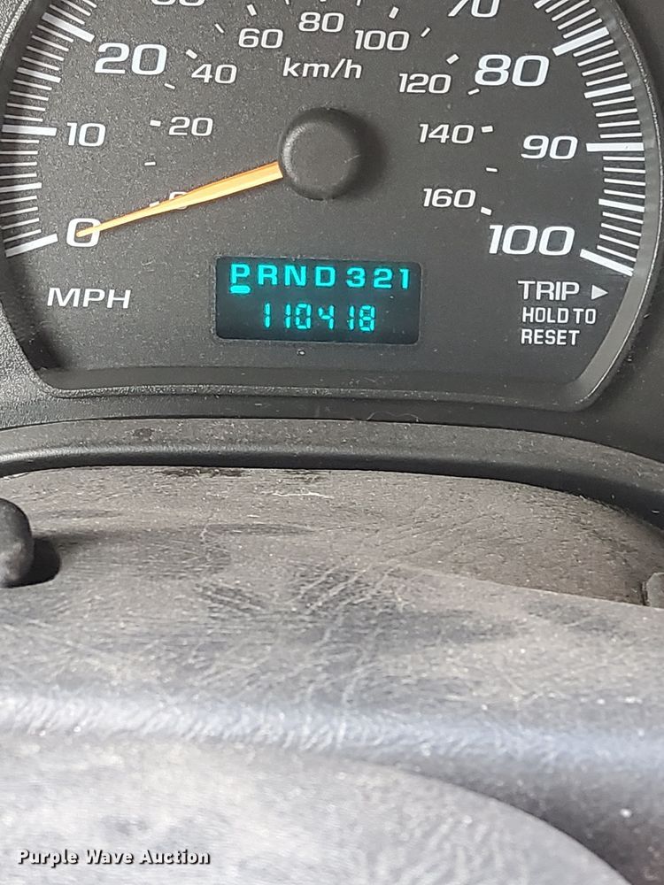 image for item DR8131 2006 GMC G3500  school bus