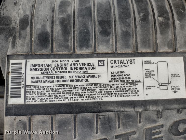 image for item DR8131 2006 GMC G3500  school bus