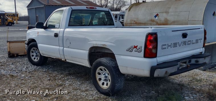 image for item DR8132 2006 Chevrolet Silverado 1500  pickup truck