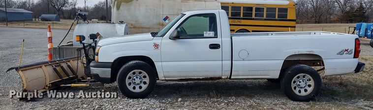 image for item DR8132 2006 Chevrolet Silverado 1500  pickup truck