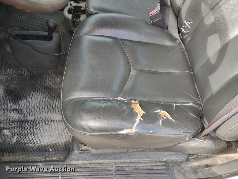 image for item DR8132 2006 Chevrolet Silverado 1500  pickup truck