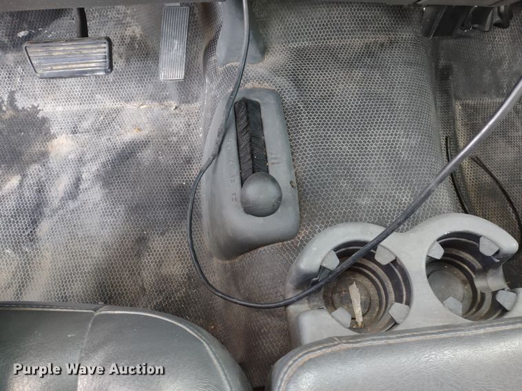 image for item DR8132 2006 Chevrolet Silverado 1500  pickup truck