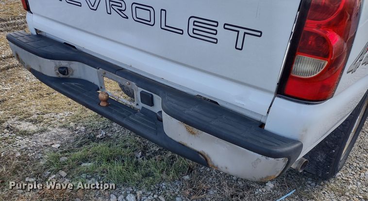 image for item DR8132 2006 Chevrolet Silverado 1500  pickup truck