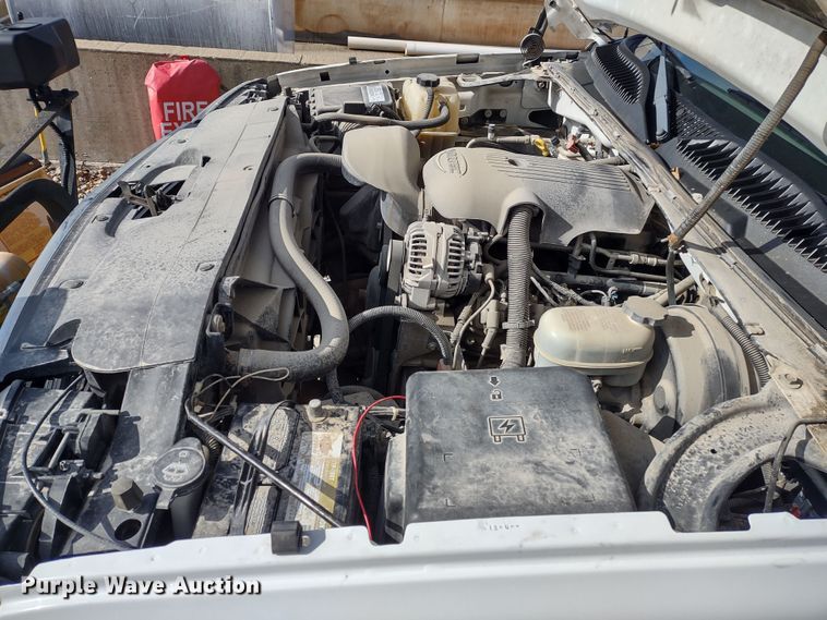 image for item DR8132 2006 Chevrolet Silverado 1500  pickup truck