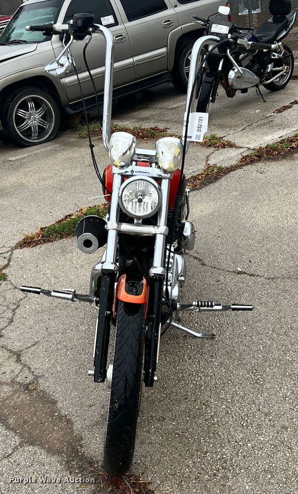 image for item DS2701 2005 Harley Davidson XL 1200C  motorcycle