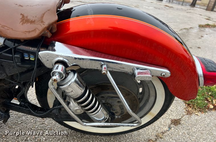 image for item DS2701 2005 Harley Davidson XL 1200C  motorcycle