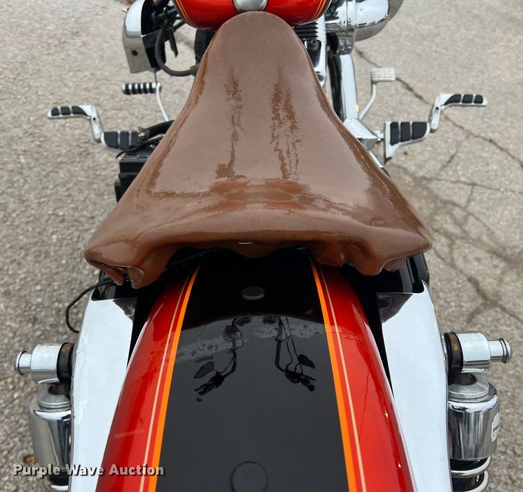 image for item DS2701 2005 Harley Davidson XL 1200C  motorcycle