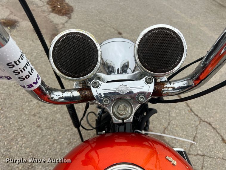 image for item DS2701 2005 Harley Davidson XL 1200C  motorcycle