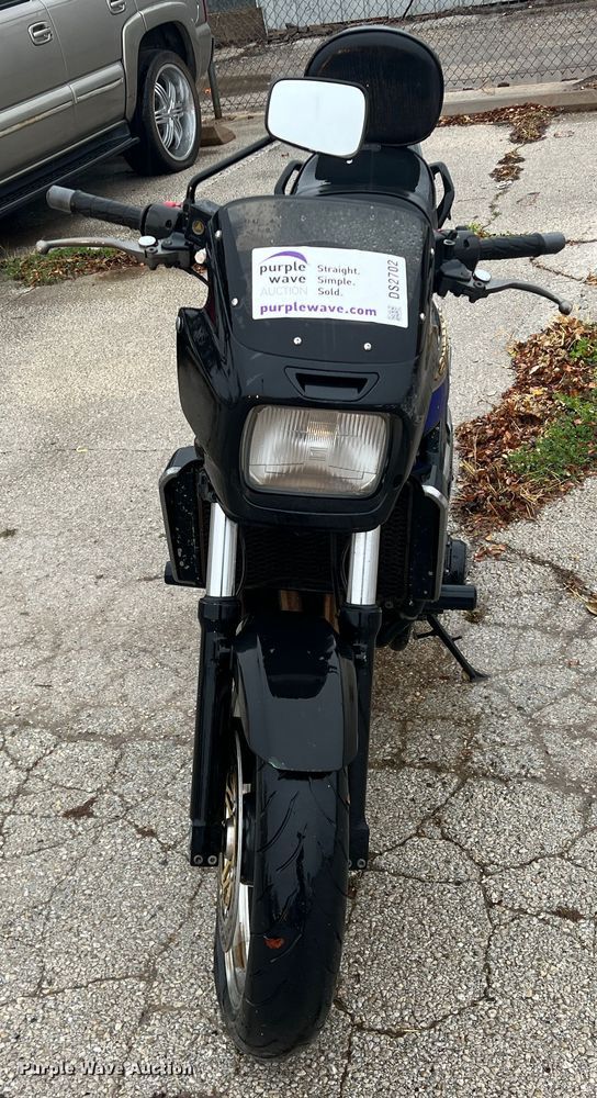 image for item DS2702 2000 Kawasaki ZRX 1100  motorcycle