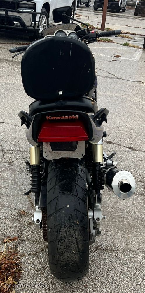 image for item DS2702 2000 Kawasaki ZRX 1100  motorcycle