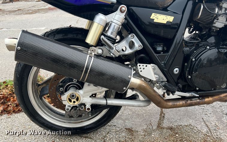 image for item DS2702 2000 Kawasaki ZRX 1100  motorcycle