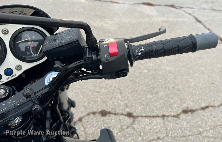 image for item DS2702 2000 Kawasaki ZRX 1100  motorcycle