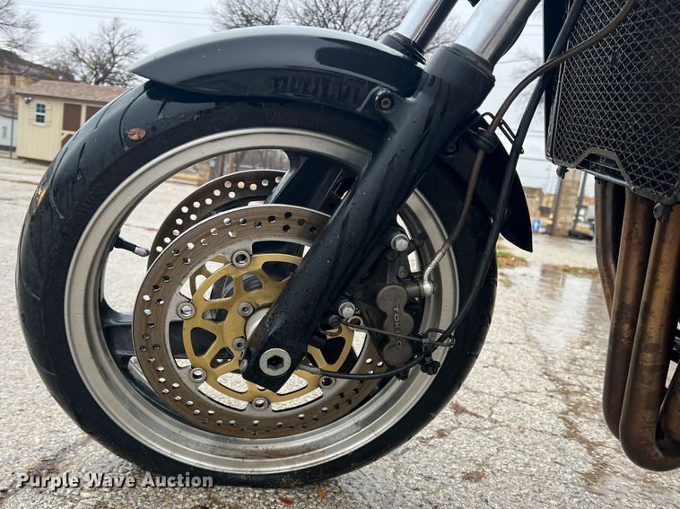 image for item DS2702 2000 Kawasaki ZRX 1100  motorcycle