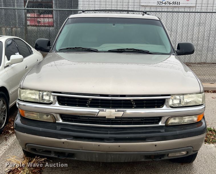 image for item DS2703 2002 Chevrolet Tahoe  SUV