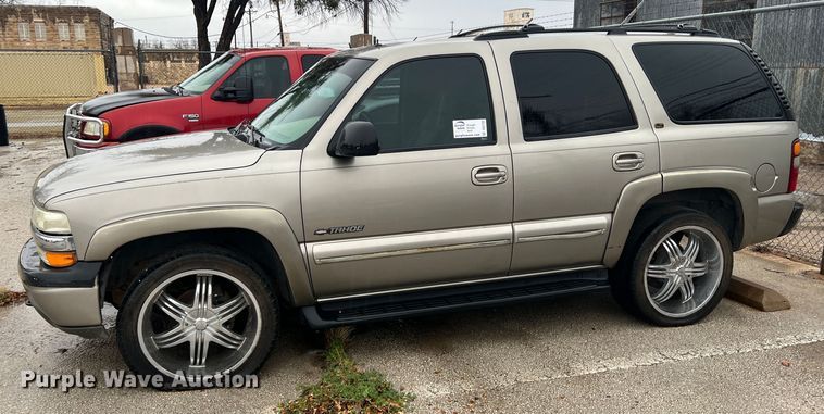 image for item DS2703 2002 Chevrolet Tahoe  SUV
