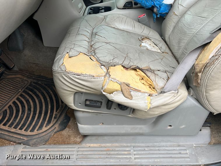 image for item DS2703 2002 Chevrolet Tahoe  SUV