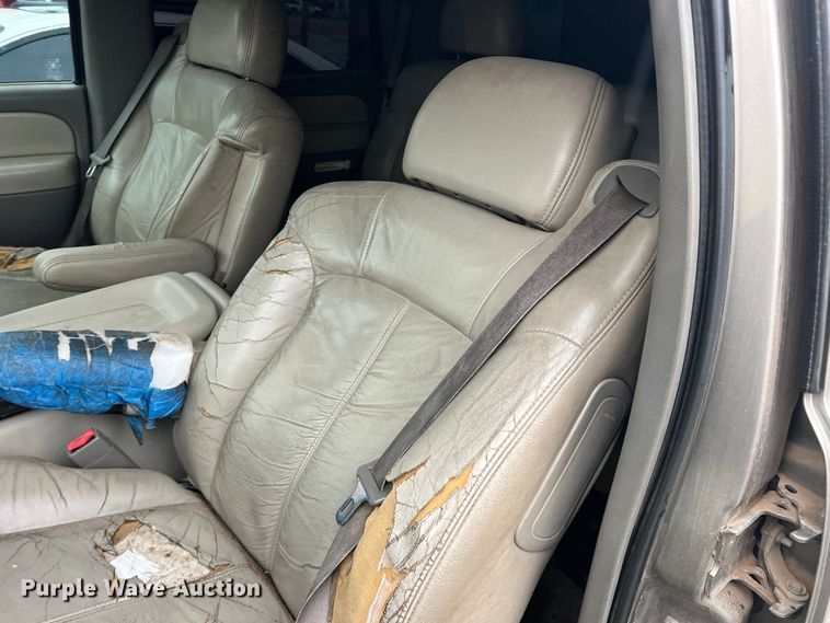 image for item DS2703 2002 Chevrolet Tahoe  SUV