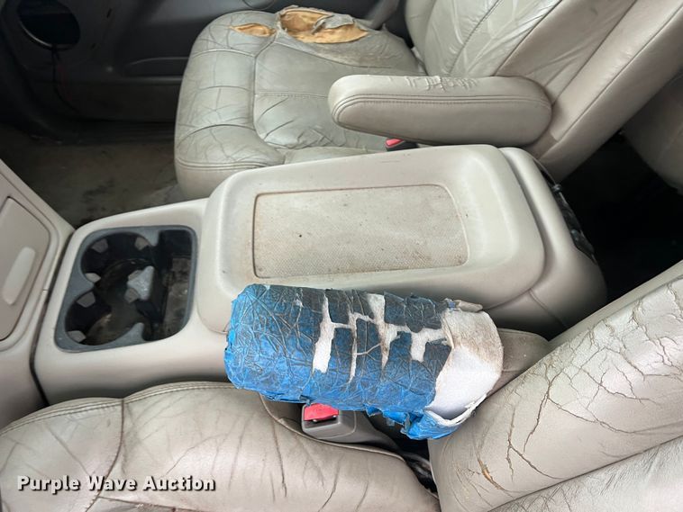 image for item DS2703 2002 Chevrolet Tahoe  SUV