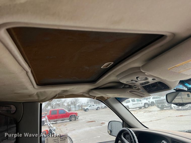 image for item DS2703 2002 Chevrolet Tahoe  SUV