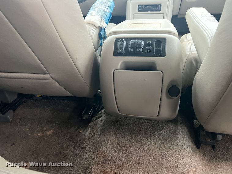 image for item DS2703 2002 Chevrolet Tahoe  SUV