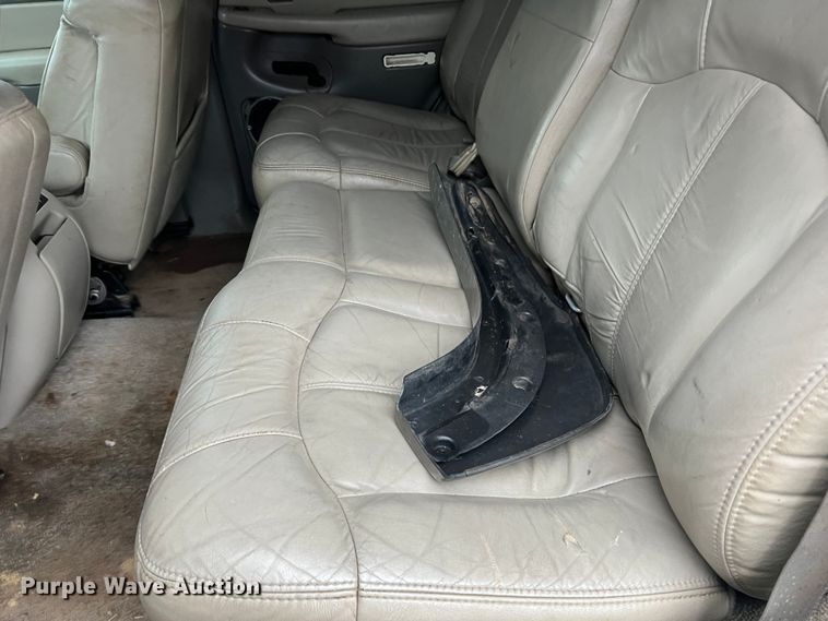 image for item DS2703 2002 Chevrolet Tahoe  SUV