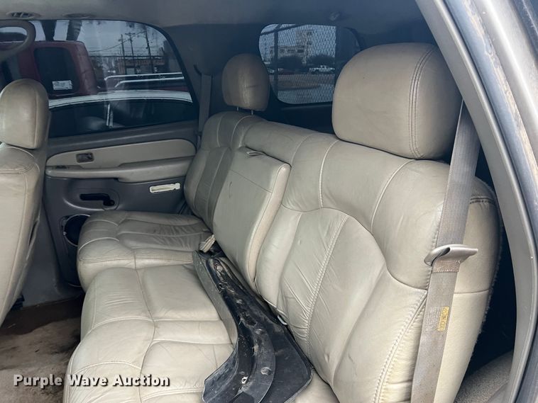 image for item DS2703 2002 Chevrolet Tahoe  SUV