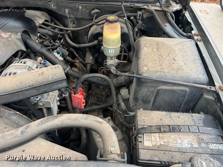 image for item DS2703 2002 Chevrolet Tahoe  SUV