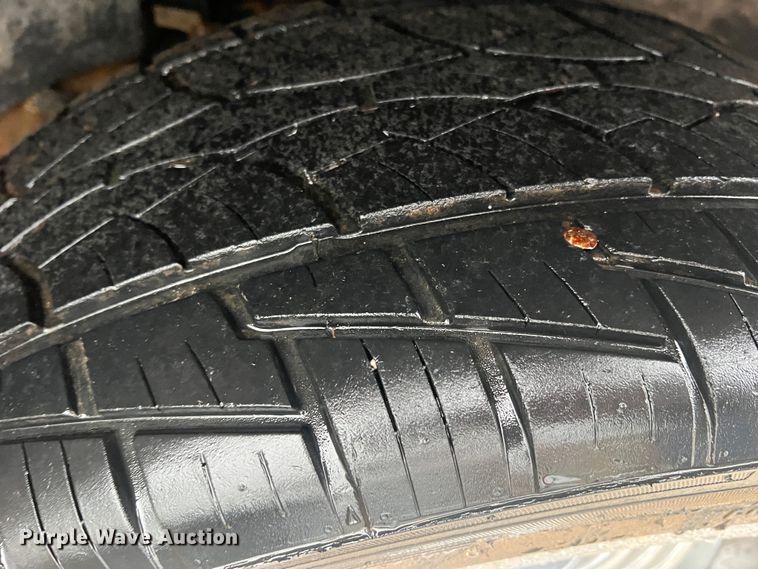 image for item DS2703 2002 Chevrolet Tahoe  SUV