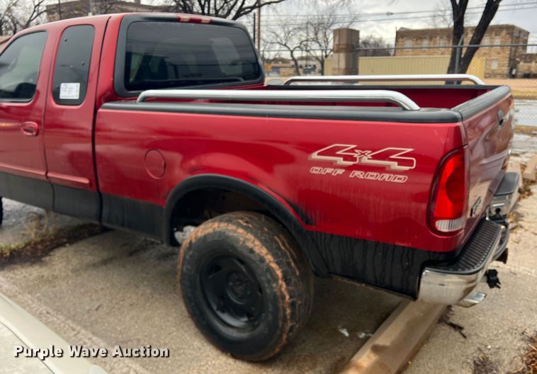 image for item DS2705 2000 Ford F150  SuperCab pickup truck