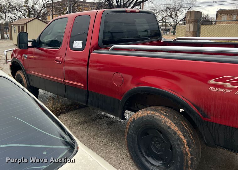 image for item DS2705 2000 Ford F150  SuperCab pickup truck