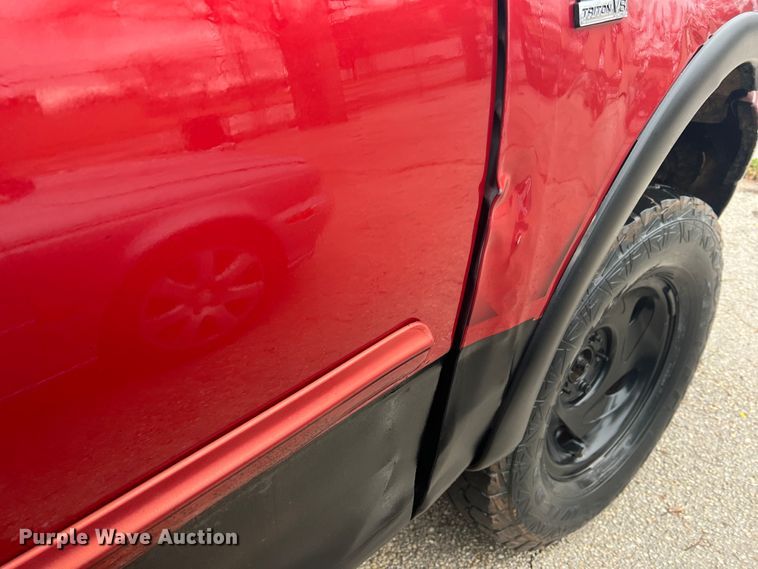 image for item DS2705 2000 Ford F150  SuperCab pickup truck