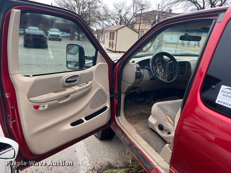 image for item DS2705 2000 Ford F150  SuperCab pickup truck