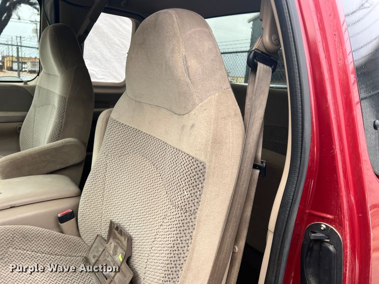 image for item DS2705 2000 Ford F150  SuperCab pickup truck