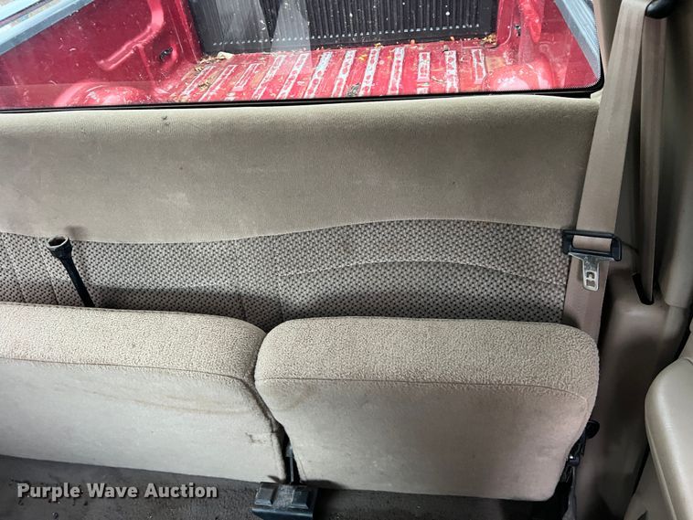 image for item DS2705 2000 Ford F150  SuperCab pickup truck