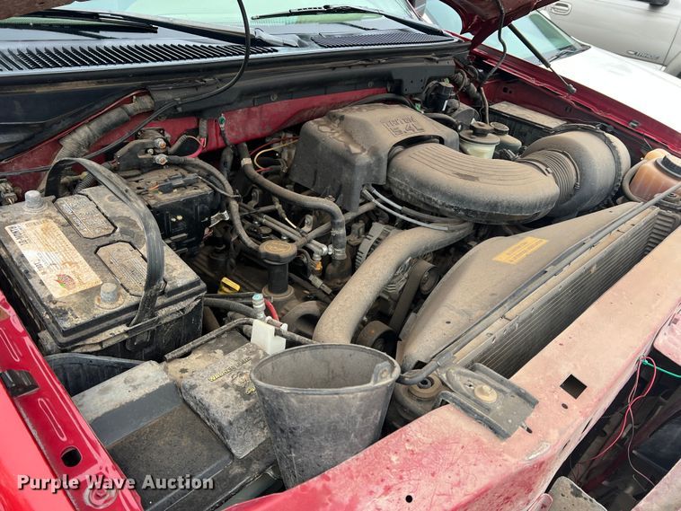 image for item DS2705 2000 Ford F150  SuperCab pickup truck