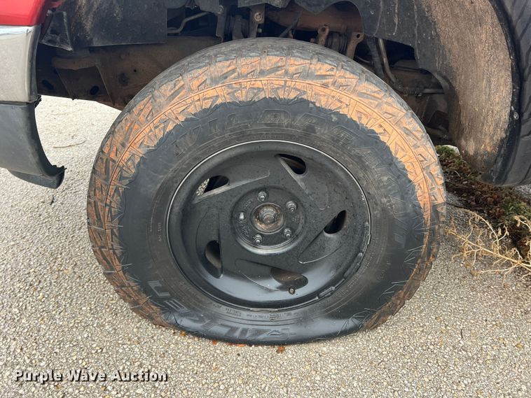 image for item DS2705 2000 Ford F150  SuperCab pickup truck