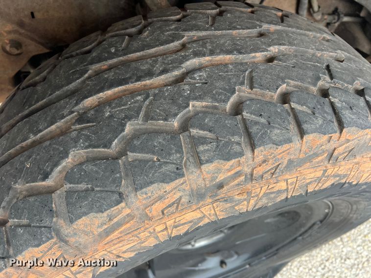 image for item DS2705 2000 Ford F150  SuperCab pickup truck