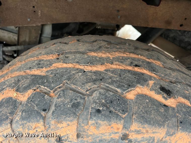 image for item DS2705 2000 Ford F150  SuperCab pickup truck